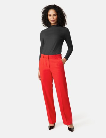 GERRY WEBER Regular Pleated Pants in Red