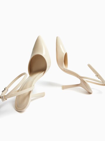 Bershka Slingback Pumps in White