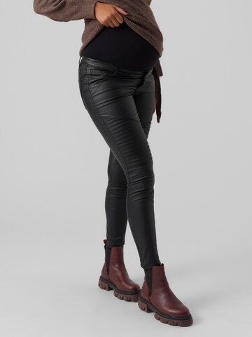 Skinny Jeans 'SOPHIA' di Vero Moda Maternity in nero: frontale