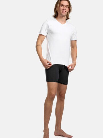 Maillot de corps DIM en blanc : devant