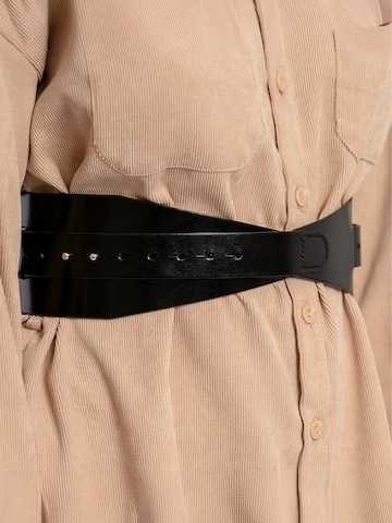 Haute Cuir Belt 'Calliopes Wide Belt' in Black