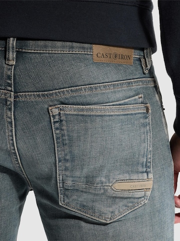 CAST IRON Tapered Farkut 'Shiftback tapered fit jeans' värissä harmaa