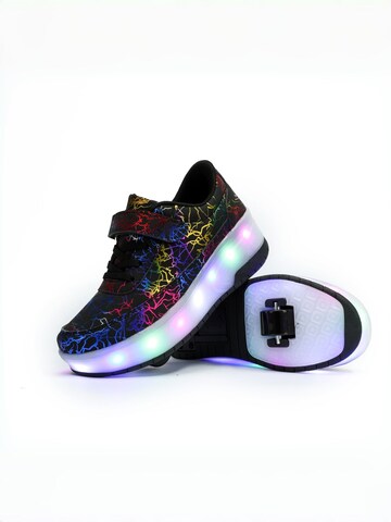 HUSKSWARE Inline and Roller Skates in Black