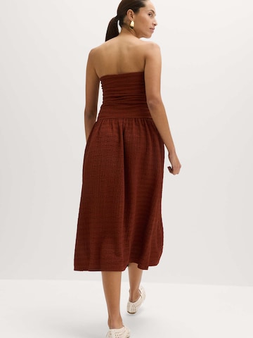 Abito di Marks & Spencer in marrone