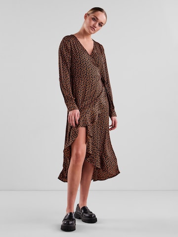 PIECES Dress in Brown