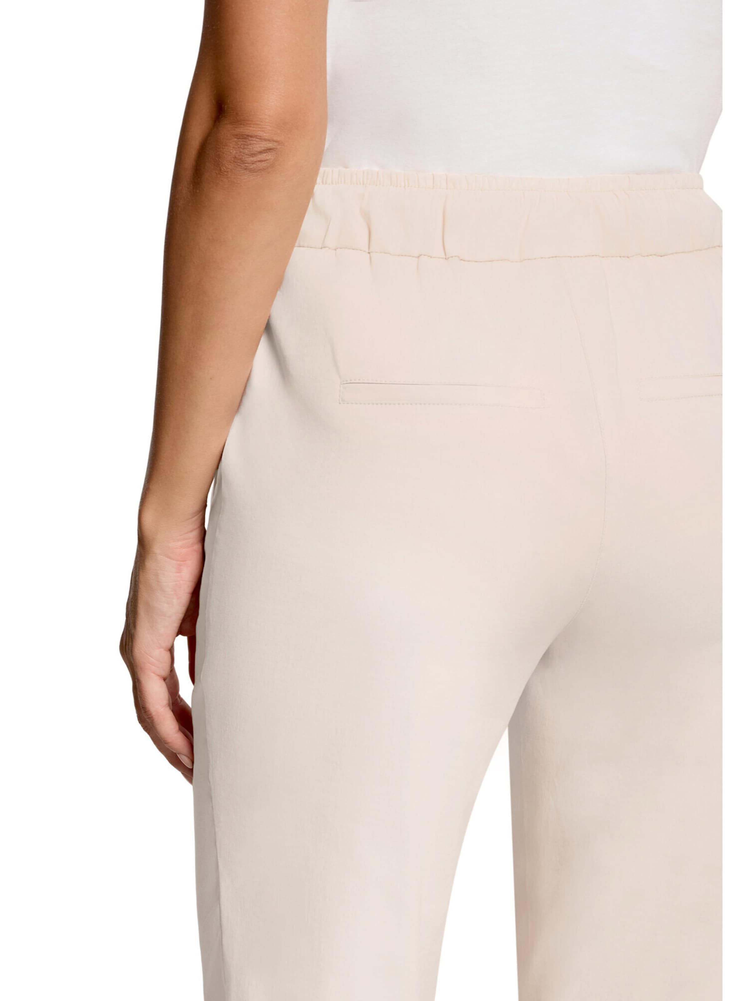 Slimfit Pantaloni con pieghe di Betty & Co in beige