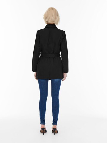 Manteau mi-saison 'Valerie' ONLY en noir