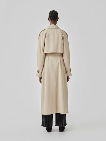 Cappotto di mezza stagione ' EvieMD ' di modström in beige