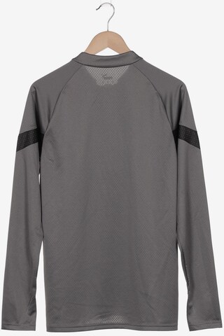 PUMA Sweatshirt & Zip-Up Hoodie in M in Grey
