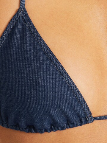 Bershka Triangel Bikinitop in Blauw