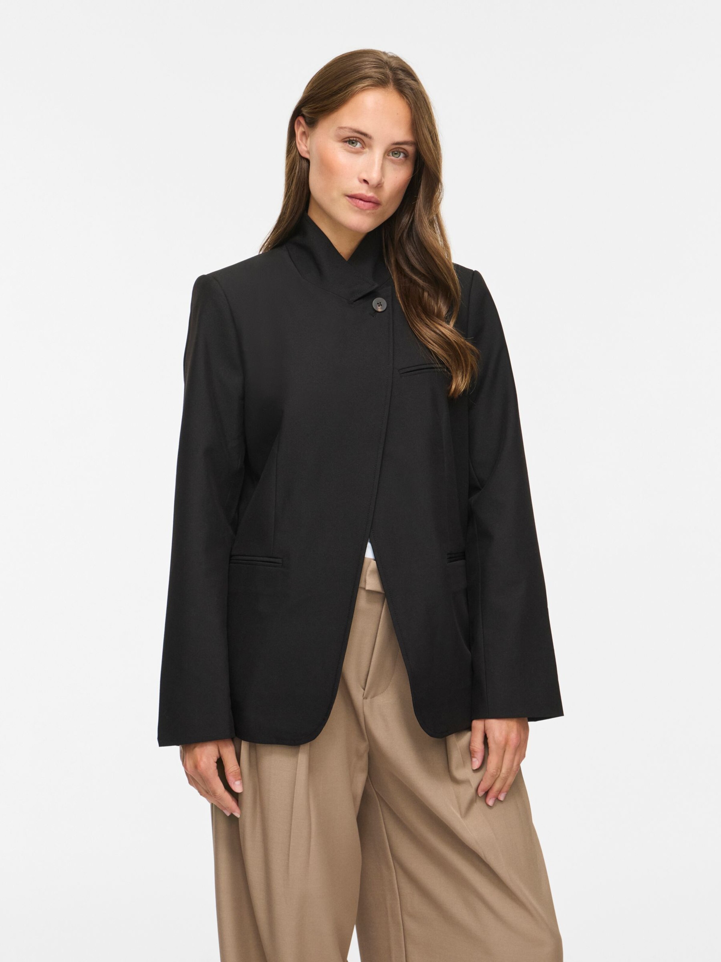 Blazer 'VIBEATA' VILA en marron : devant