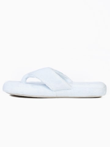 Minnetonka Hausschuh 'Terry Cloth Olivia' in Blau