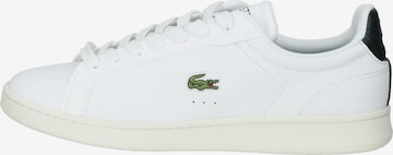 Baskets basses LACOSTE en blanc