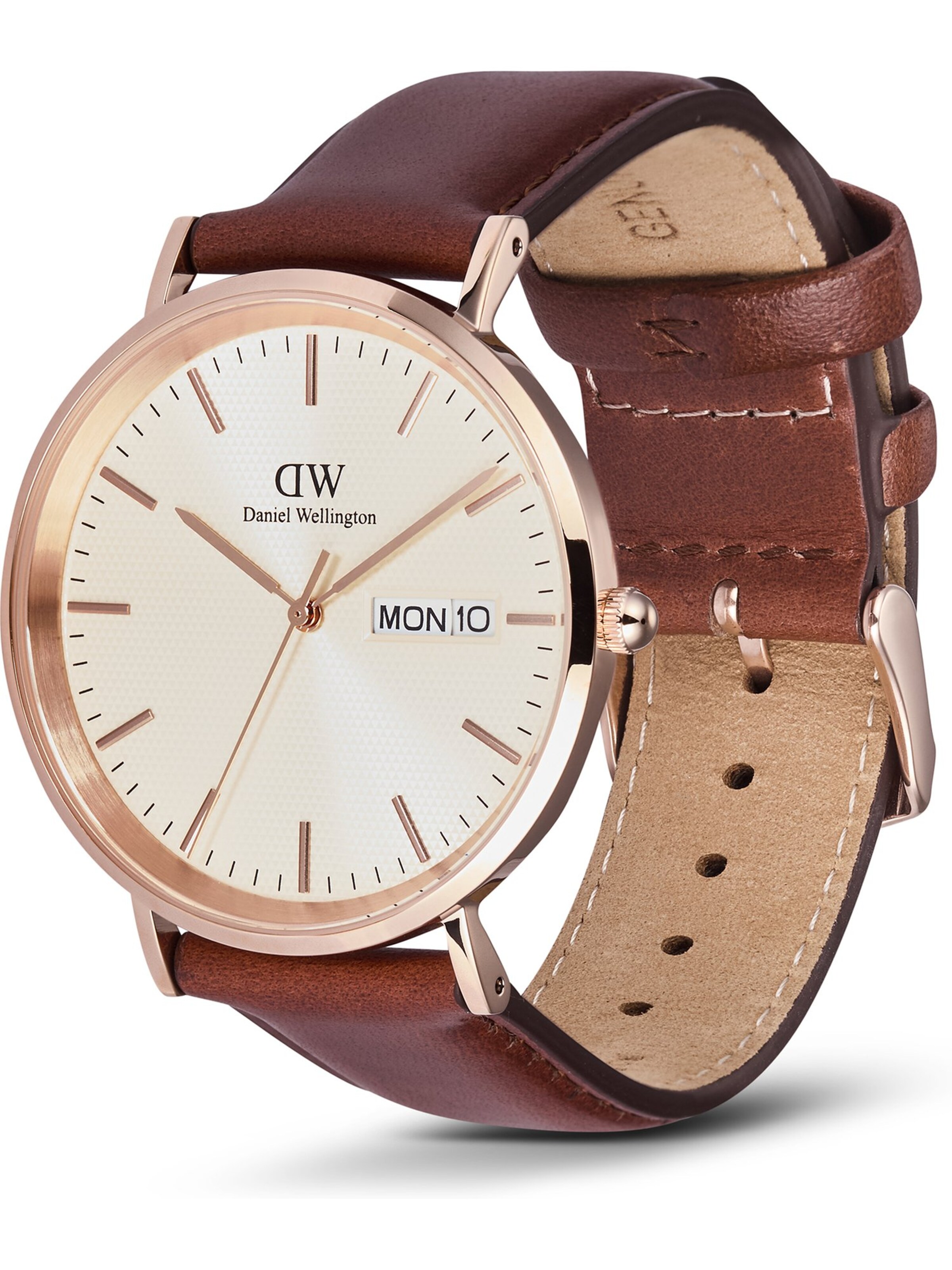 Daniel Wellington Analog watch in Brown