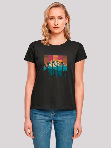 F4NT4STIC Shirt 'Berg Sonnenuntergang Retro' in Zwart: voorkant