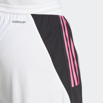 Regular Pantalon de sport 'Juventus Turin Tiro 23' ADIDAS PERFORMANCE en blanc