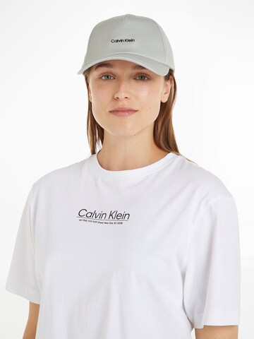 Calvin Klein Regular Cap in Grau