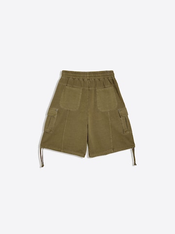 BershkaWide Leg/ Široke nogavice Hlače - zelena boja