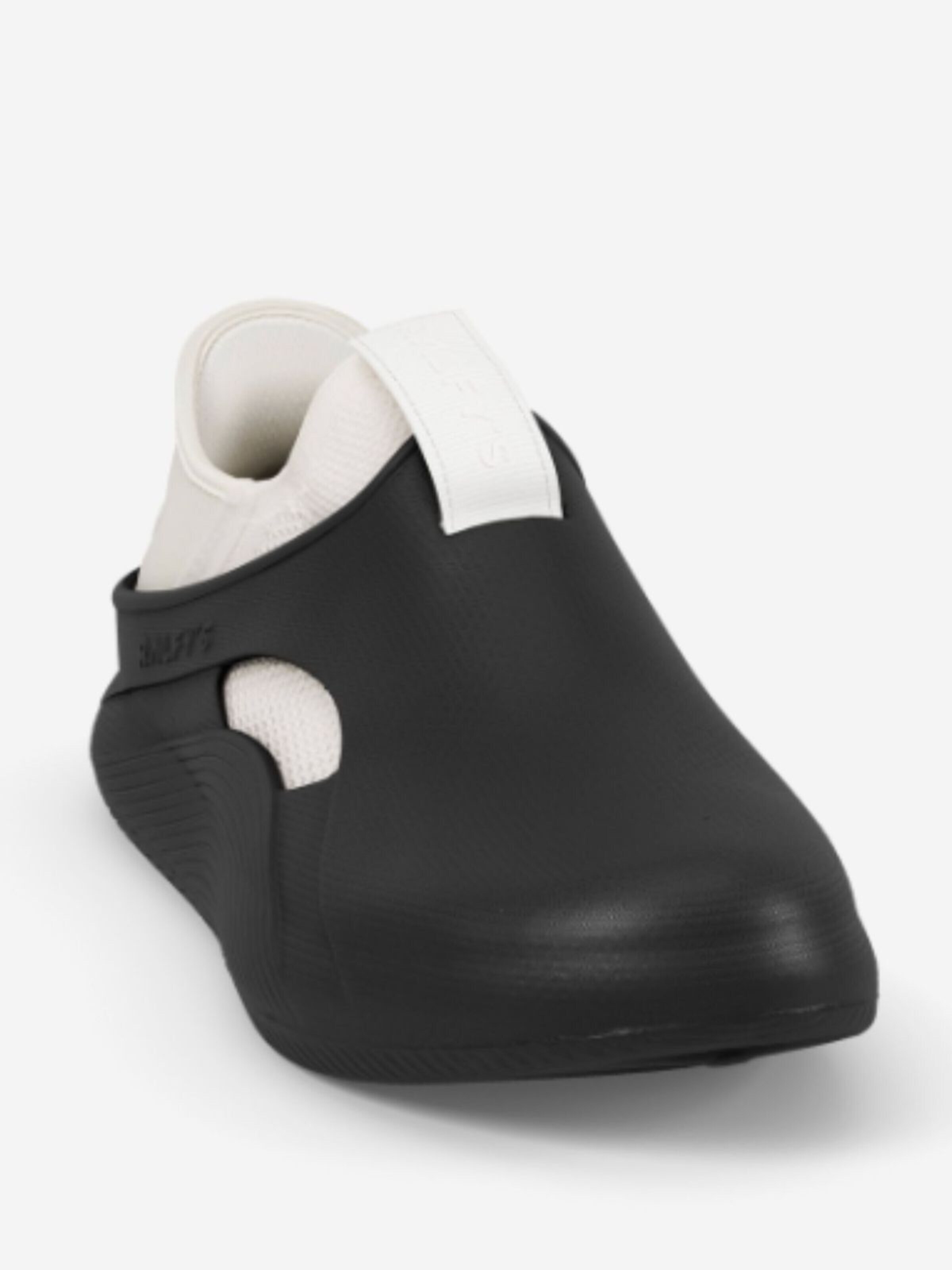 RALFY'S Classic Flats 'N1 Combo' in Black: front