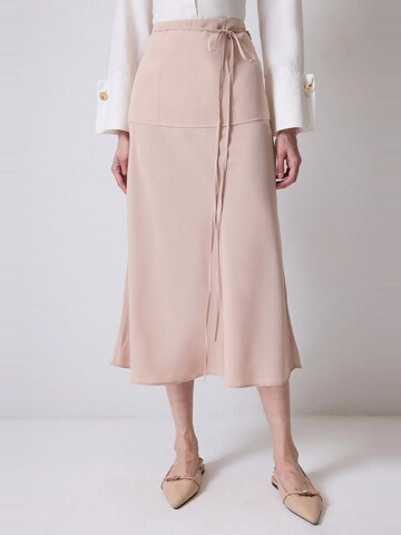 Touche Prive Skirt in Beige