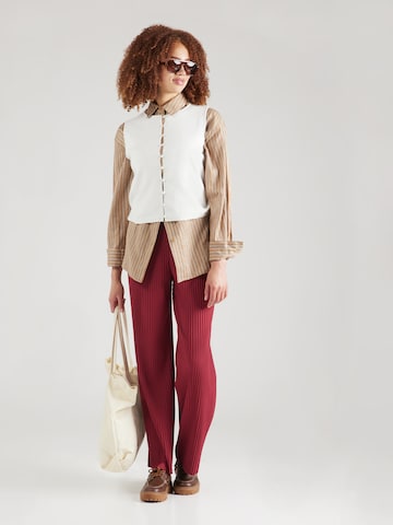 YAS Loose fit Trousers 'YASALISA' in Red