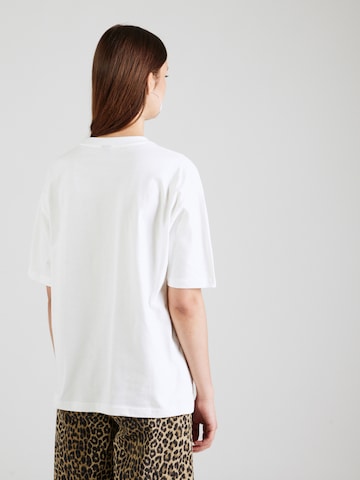 Gina Tricot Футболка в Белый