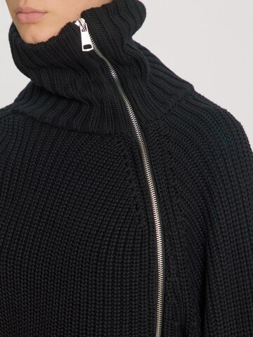 EDITED Strickjacke 'Bariah' in Schwarz