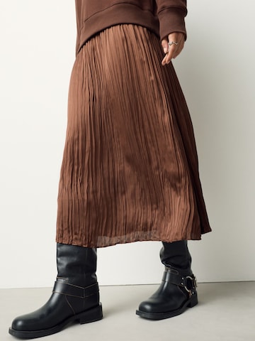 Next Рокля в кафяво