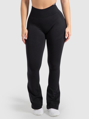 évasé Leggings Smilodox en noir : devant