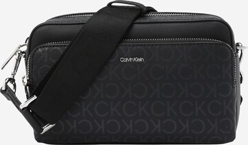 Sac à bandoulière 'Must' Calvin Klein en noir : devant