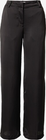 Wide leg Pantaloni con piega frontale 'Riley' di WEEKDAY in nero: frontale