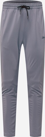 Reebok Tapered Sportbroek in Grijs: voorkant