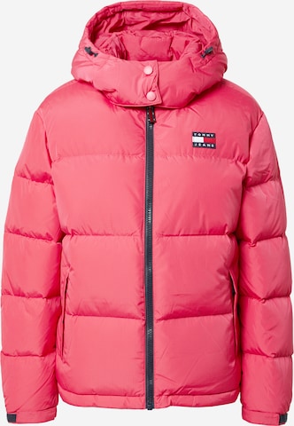 Tommy Jeans Winter Jacket 'Alaska' in Pink: front