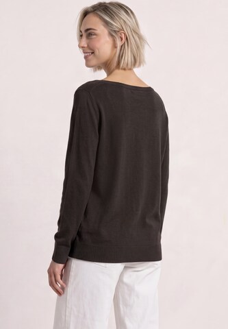 STREET ONE Basic Pullover mit U-Boot-Ausschnitt in Braun