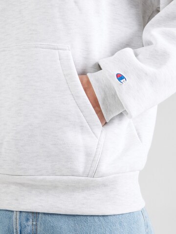 Champion Authentic Athletic Apparel Sweatshirt in Grau