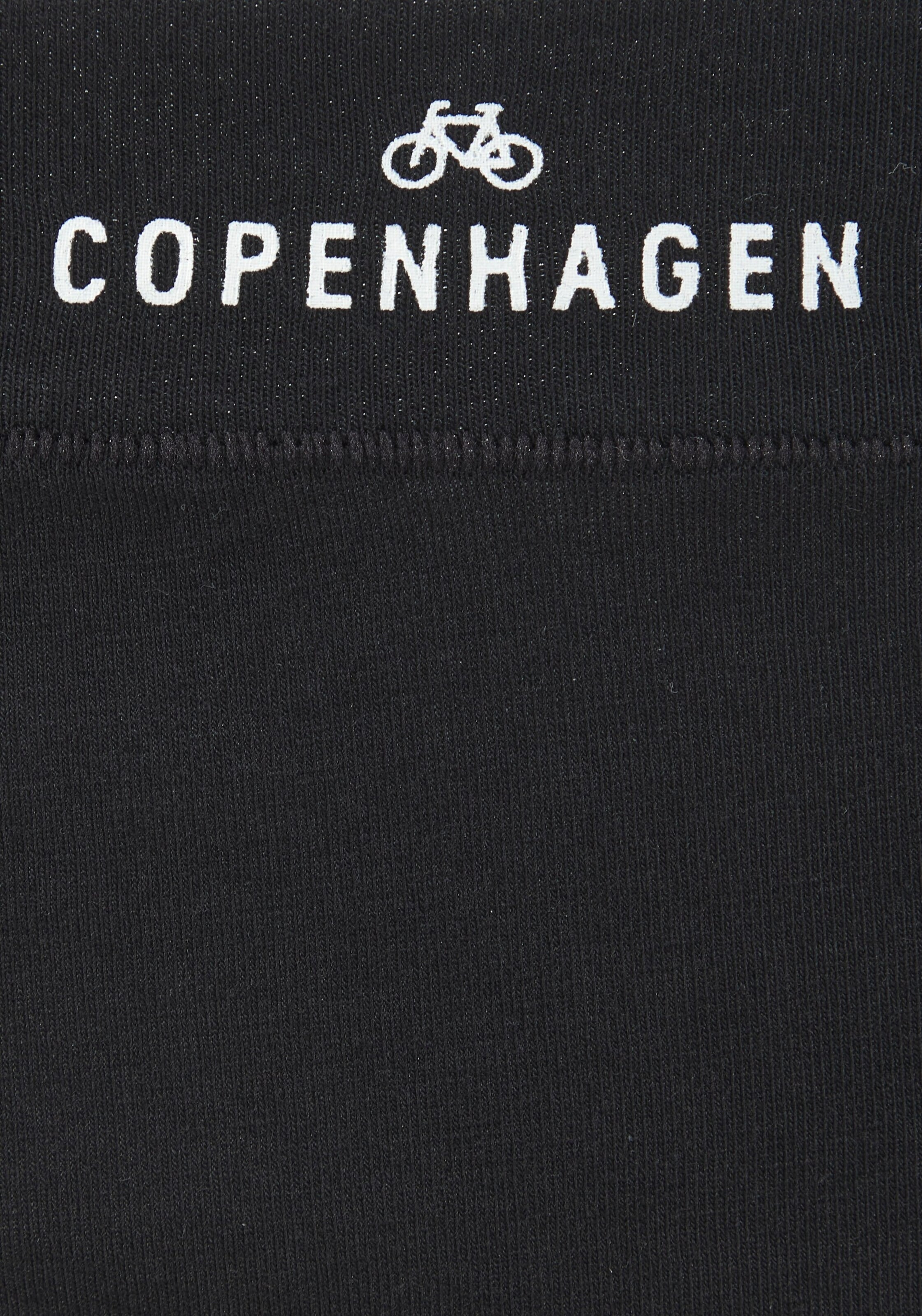 Slip Copenhagen Studios en noir