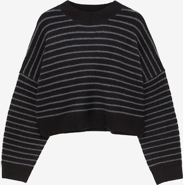 Pull&Bear Пуловер в черно: отпред