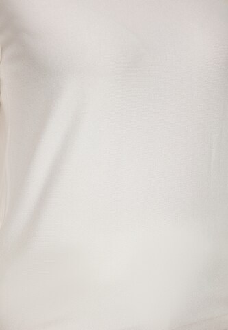 Pullover di Usha in bianco