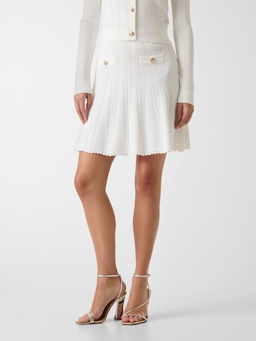 GUESS Skirt in White: front