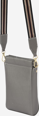 Seidenfelt Manufaktur Crossbody Bag in Grey: front