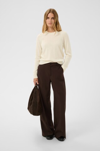 Part Two - Pullover em branco