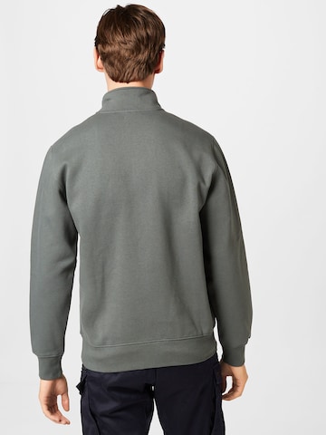 Carhartt WIP Regular Fit Sweatshirt 'Chase' in Grau