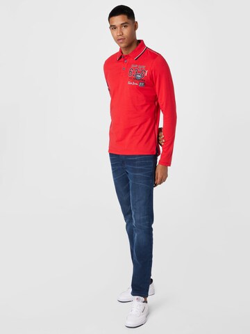 CAMP DAVID Poloshirt in Rot