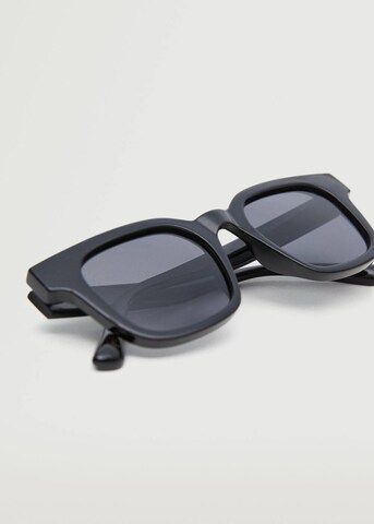 MANGO MAN Sunglasses 'Bosco' in Black