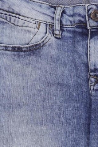Cross Jeans Shorts in S in Blue