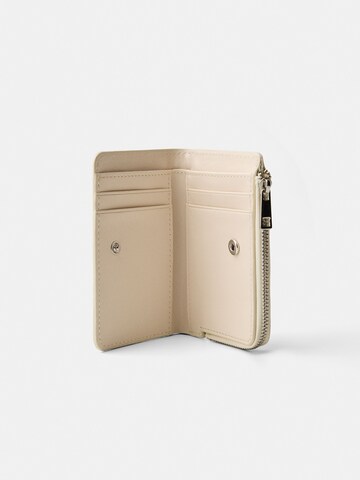 Porte-monnaies Bershka en beige