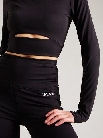 MYLAVIE by Sarah Harrison Sports top in Black