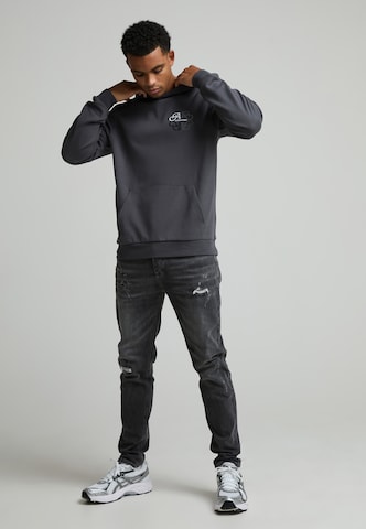 Alessandro Zavetti Sweatshirt 'Vicolo' in Grey