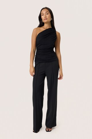 SOAKED IN LUXURY Top 'Hanadi' in Black