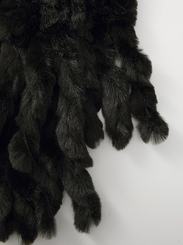 Écharpe 'CECILIA' GUESS en noir